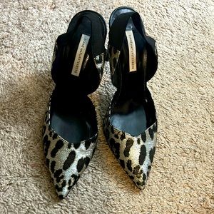 Dian von Furstenberg pumps!